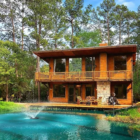 Waterfront Houston Hide Out In A Magical Forest Waller Exterior photo