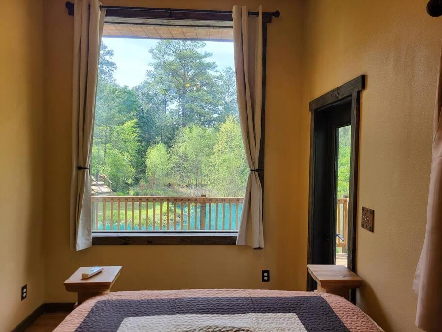 Waterfront Houston Hide Out In A Magical Forest Holiday home *